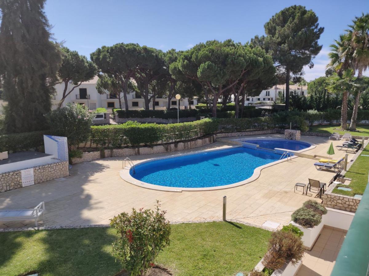 Comfortable apartment, Algarve Albufeira, 10 mn walk from Falésia beach Olhos de Agua  Esterno foto