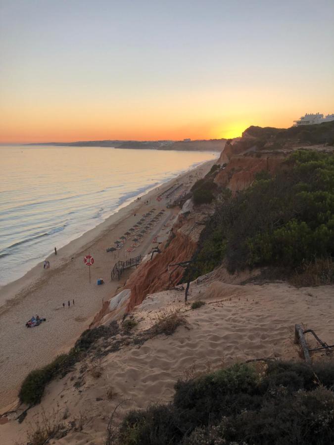 Comfortable apartment, Algarve Albufeira, 10 mn walk from Falésia beach Olhos de Agua  Esterno foto